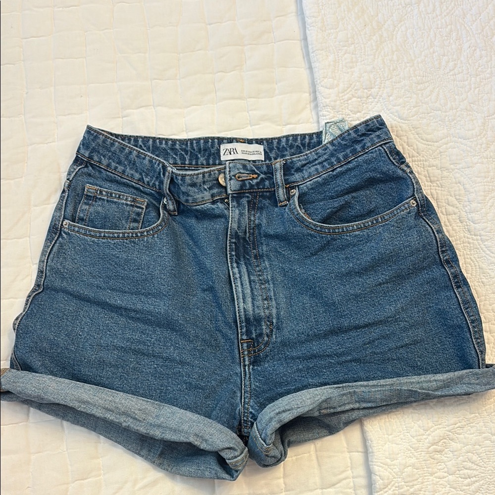 Zara Blue Jean Shorts High-Waisted Cuffed